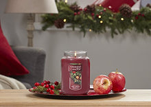 Load image into Gallery viewer, Yankee Candle Large Jar Candle, Red Apple Wreath