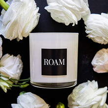 Load image into Gallery viewer, ROAM by William Roam Soy Candle – Hand-Poured, White Florals – American-Made, 80 Hour Burn Time