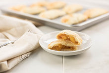 Load image into Gallery viewer, USA Pan Bakeware Half Sheet Pan, Warp Resistant Nonstick Baking Pan, Made in the USA from Aluminized Steel