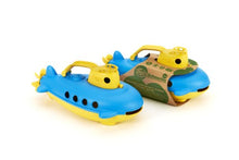 Load image into Gallery viewer, Green Toys Submarine in Yellow & blue - BPA Free, Phthalate Free, Bath Toy with Spinning Rear Propeller. Safe Toys for Toddlers, Babies