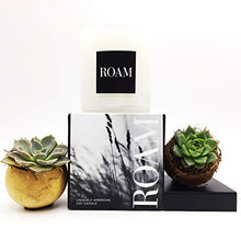 Load image into Gallery viewer, ROAM by William Roam Soy Candle – Hand-Poured, White Florals – American-Made, 80 Hour Burn Time