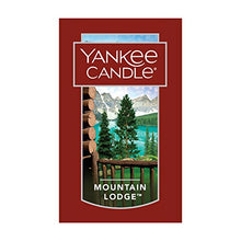 Load image into Gallery viewer, Yankee Candle Small Tumbler Candle, Mountain Lodge