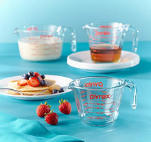 Load image into Gallery viewer, Pyrex Glass Measuring Cup Set (3-Piece, Microwave and Oven Safe),Clear